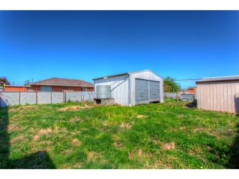 12 Park Street, Wendouree VIC 3355