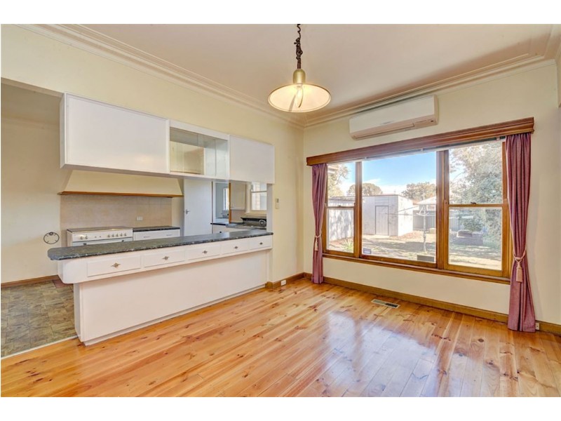 8 Cardigan Avenue, Alfredton VIC 3350