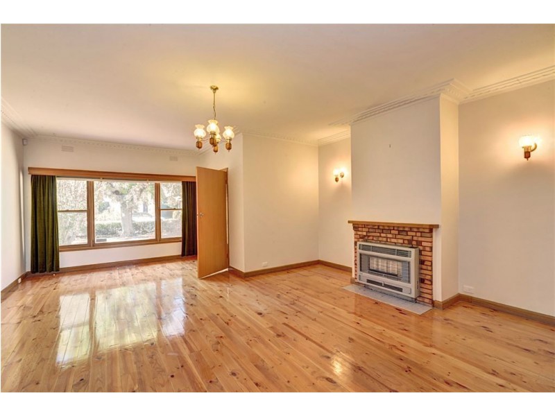 8 Cardigan Avenue, Alfredton VIC 3350