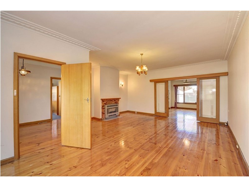 8 Cardigan Avenue, Alfredton VIC 3350