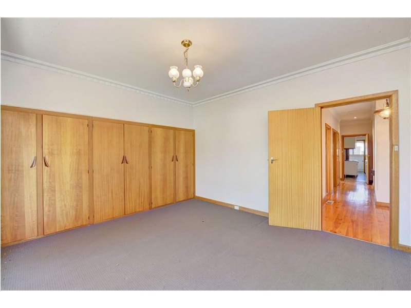 8 Cardigan Avenue, Alfredton VIC 3350