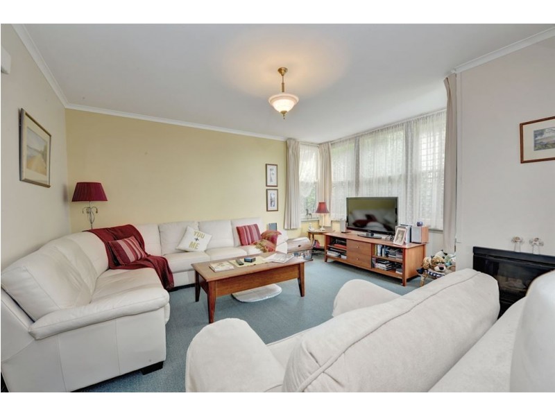 811 Urquhart Street, Newington VIC 3350
