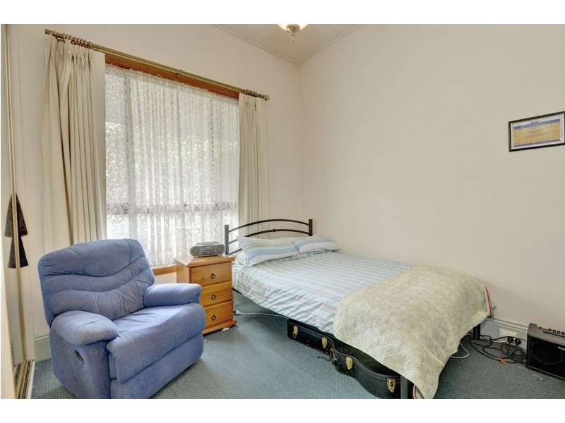 811 Urquhart Street, Newington VIC 3350