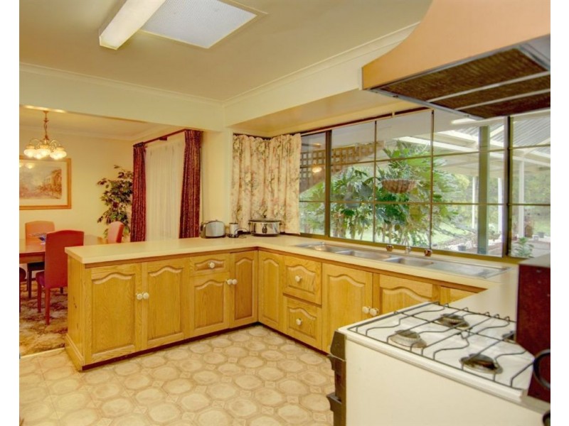 10 Lantana Road, Enfield VIC 3352