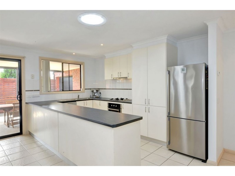 6 Hanwood Close, Delacombe VIC 3356