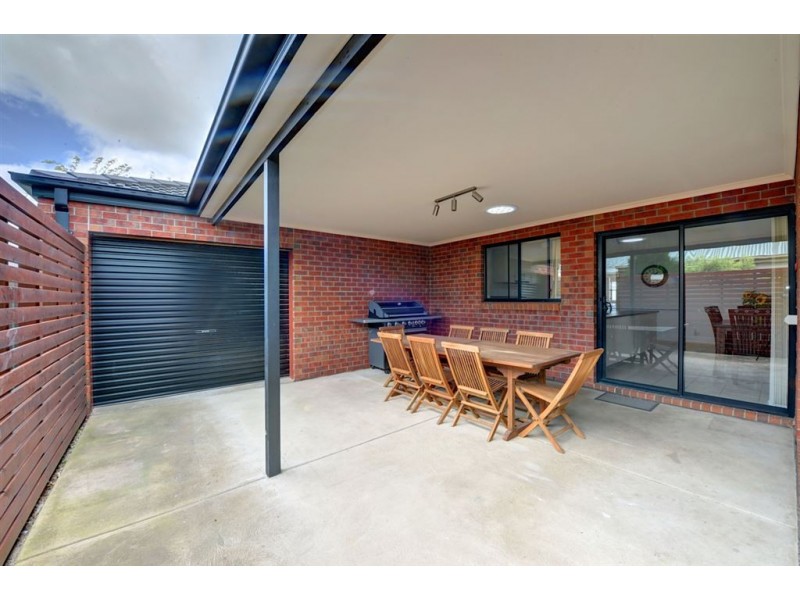 6 Hanwood Close, Delacombe VIC 3356