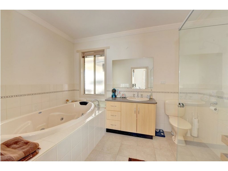 19 The Terrace, Alfredton VIC 3350