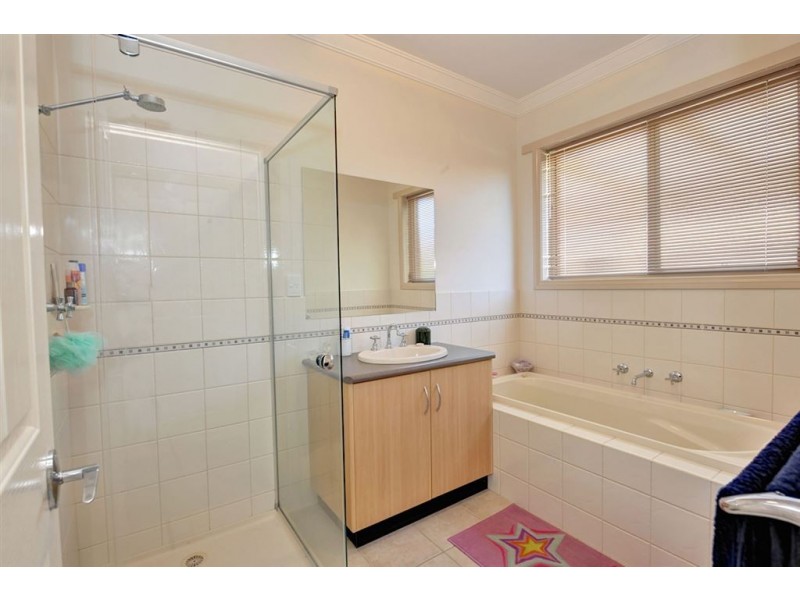 19 The Terrace, Alfredton VIC 3350