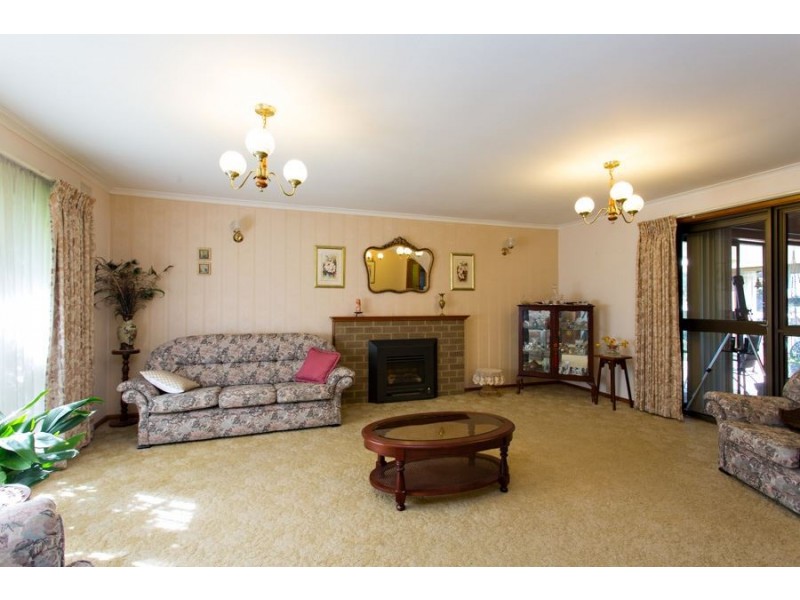 56 Napier Street, Creswick VIC 3363