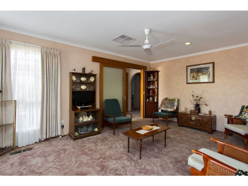 16 John Street, Wendouree VIC 3355