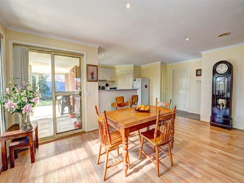 3 Zofia Pl, Alfredton VIC 3350