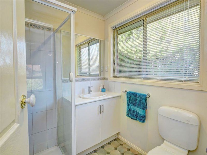 3 Zofia Pl, Alfredton VIC 3350