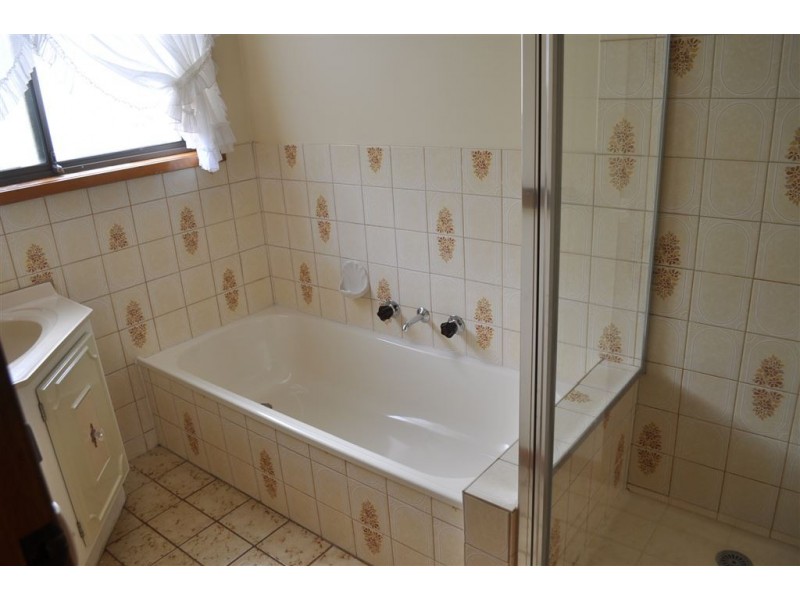 4/301 Main Road, Ballarat VIC 3350