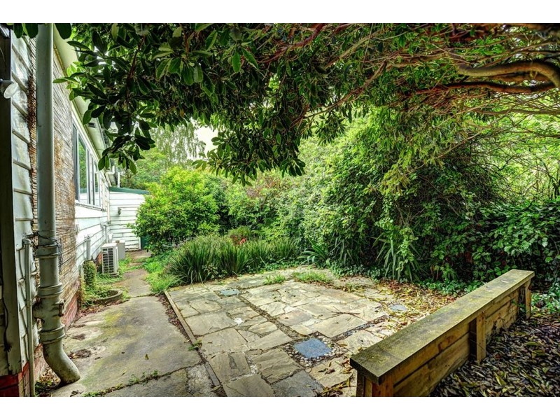 18 Hopetoun Street, Ballarat Central VIC 3350