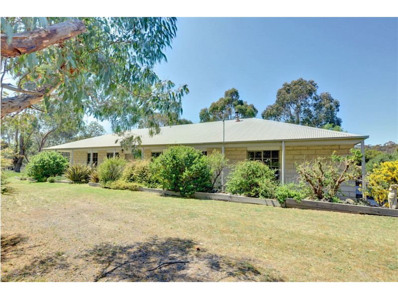 395 State Forrest Road, Ross Creek VIC 3351