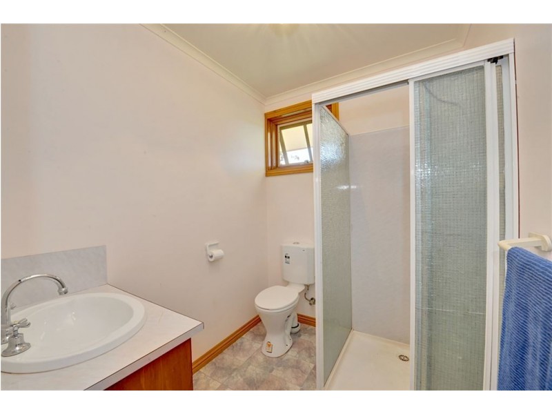 395 State Forrest Road, Ross Creek VIC 3351