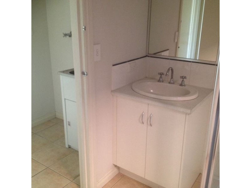 40 Lake Gardens Avenue, Lake Gardens VIC 3355