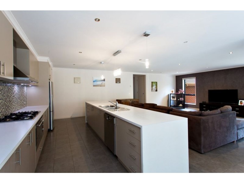 5 Club House Close, Buninyong VIC 3357