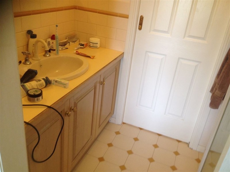 2/24 Queen Victoria Street, Newington VIC 3350