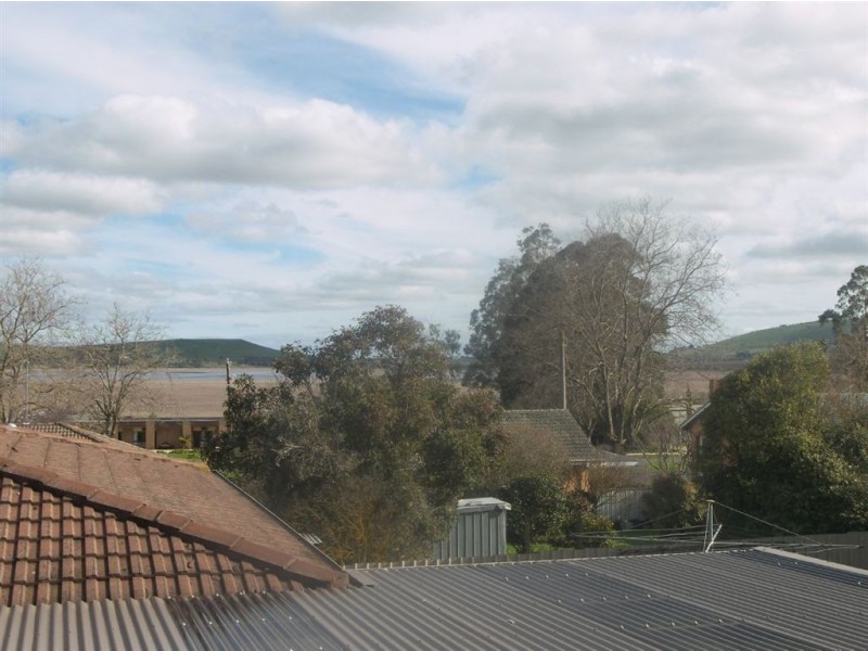 103 Church Street, Learmonth VIC 3352