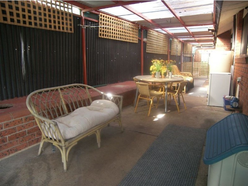 103 Church Street, Learmonth VIC 3352