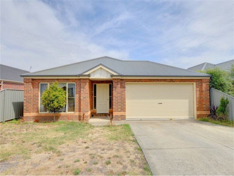 11 Clifton Street, Delacombe VIC 3356