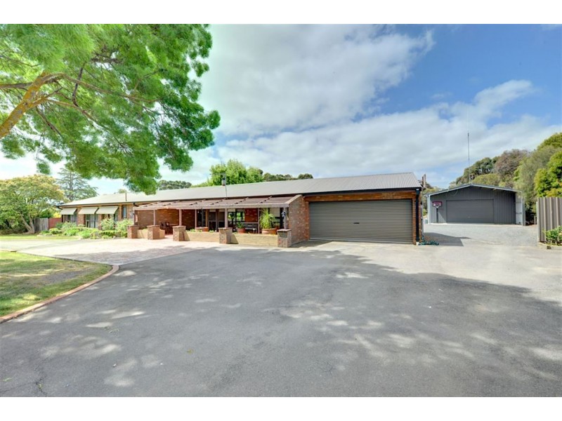 120 Sunraysia Drive, Mitchell Park VIC 3355