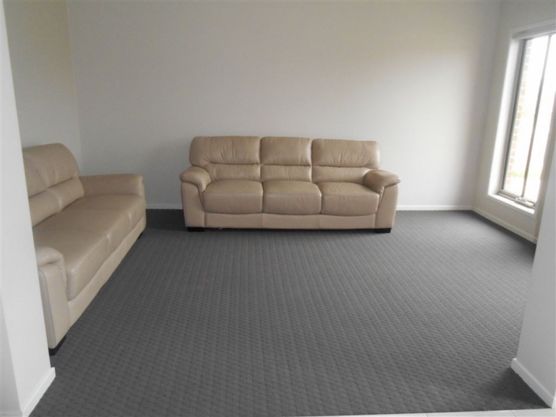 10 Carbine Drive, Alfredton VIC 3350