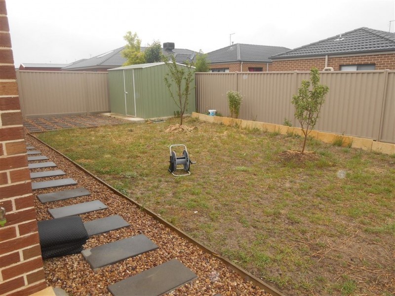 10 Carbine Drive, Alfredton VIC 3350