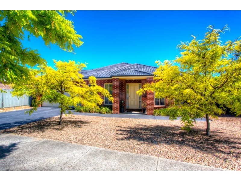 18 Merino Drive, Alfredton VIC 3350