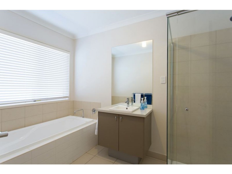 18 Merino Drive, Alfredton VIC 3350