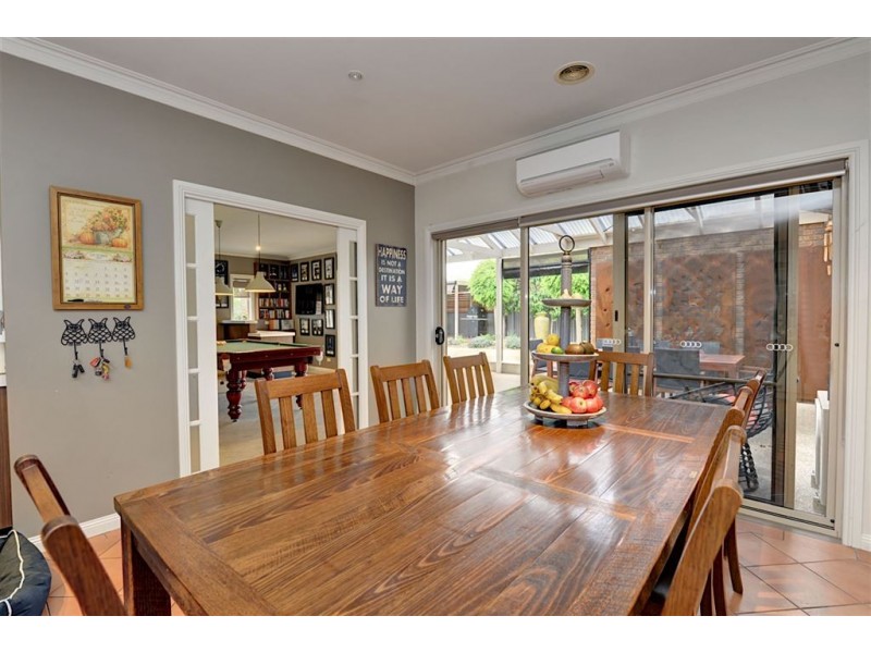 2 Castlebar Close, Invermay Park VIC 3350