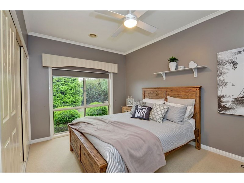 2 Castlebar Close, Invermay Park VIC 3350