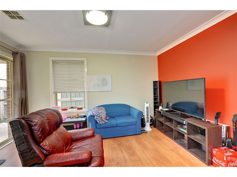 121 Winter Street, Newington VIC 3350