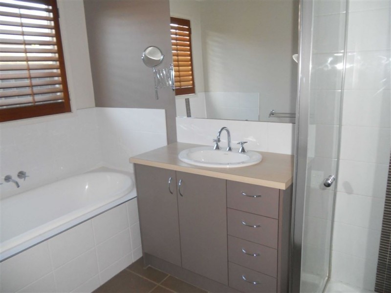 10 Drysdale Court, Alfredton VIC 3350