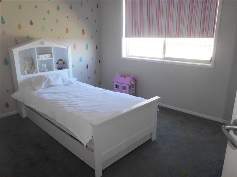 2 Ada Rose Heights, Brown Hill VIC 3350