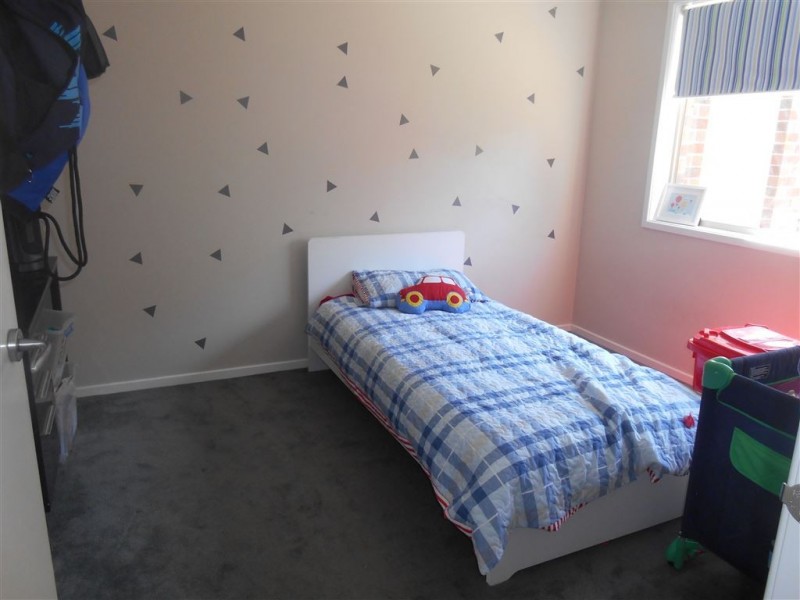 2 Ada Rose Heights, Brown Hill VIC 3350