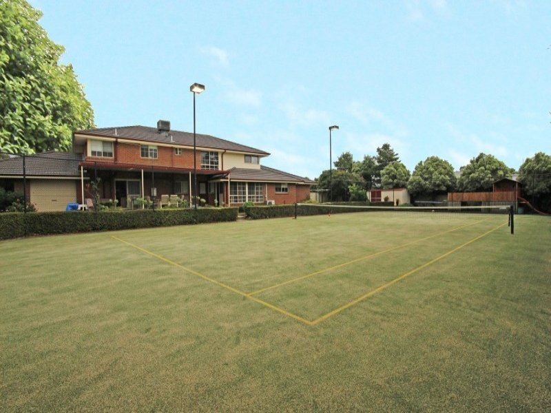 10 The Avenue, Delacombe VIC 3356