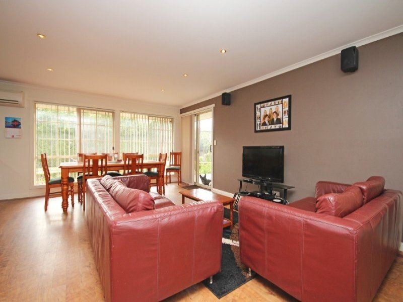 10 The Avenue, Delacombe VIC 3356