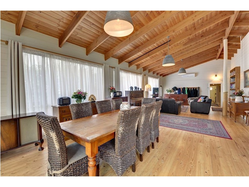 104 Lane Street, Brown Hill VIC 3350