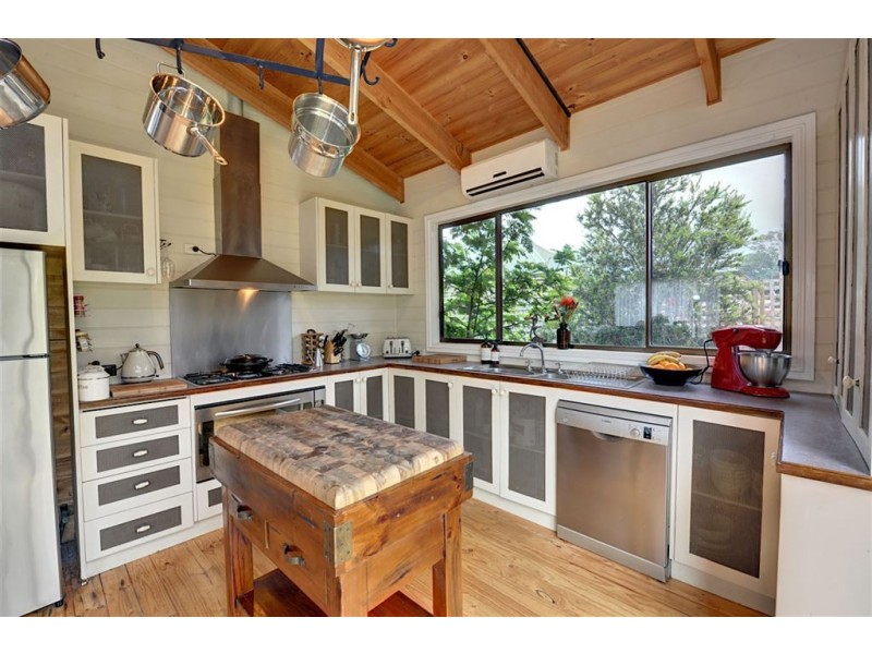 104 Lane Street, Brown Hill VIC 3350