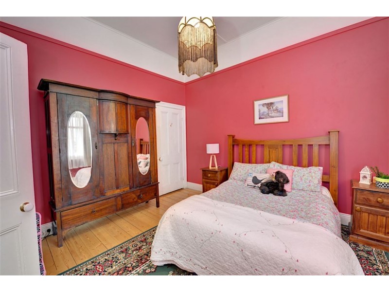 104 Lane Street, Brown Hill VIC 3350