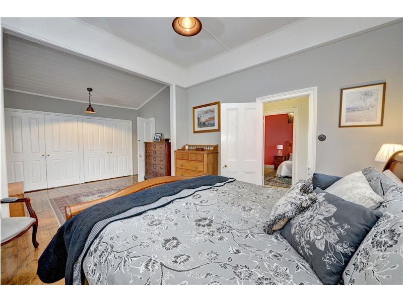 104 Lane Street, Brown Hill VIC 3350