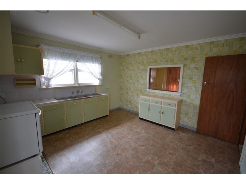 5 Cambridge Street, Wendouree VIC 3355