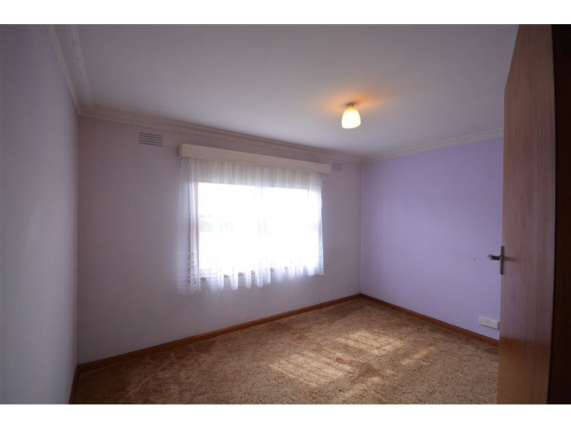 5 Cambridge Street, Wendouree VIC 3355