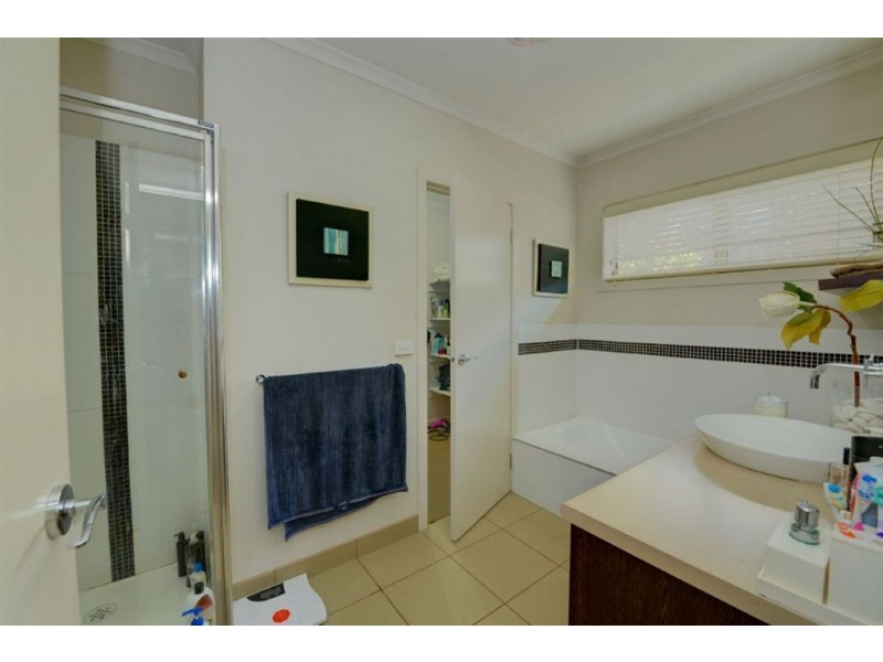 8/146 Mansfield Avenue, Mount Clear VIC 3350