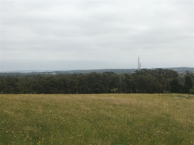 CA 5 Malones Road, Clarendon VIC 3352