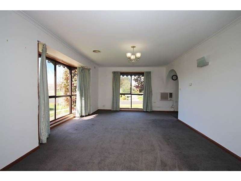 3 Kiwa Street, Wendouree VIC 3355