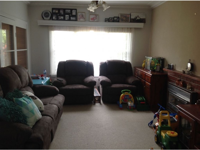 16 Lawrence Street, Alfredton VIC 3350