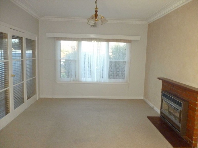 16 Lawrence Street, Alfredton VIC 3350